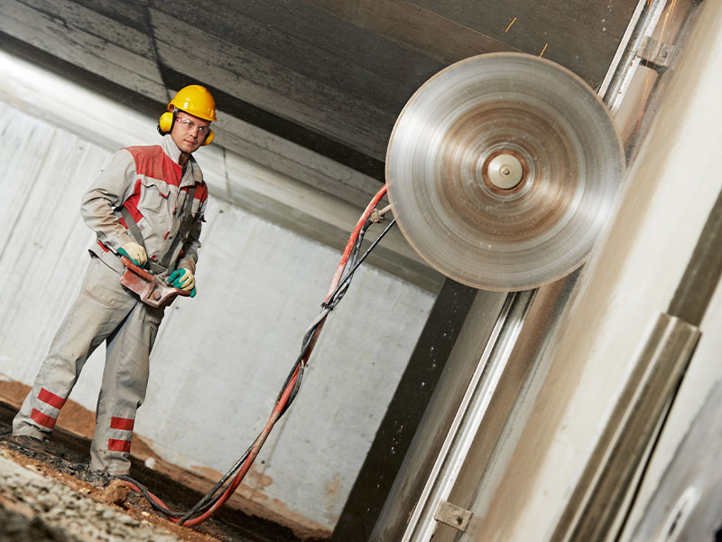 découpe mur M2P Construction